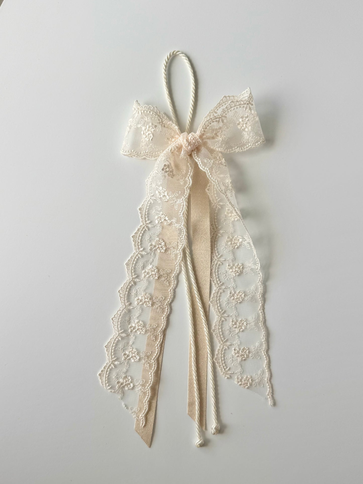 © Foshee Design Studio 2024 | Wedding Belles Ribbon Journal