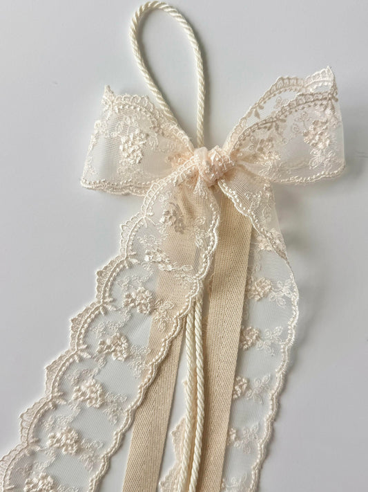 © Foshee Design Studio 2024 | Wedding Belles Ribbon Journal